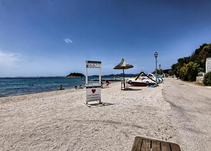 Pensjonat Victoria Pakoštane